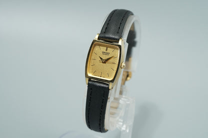 *N MINT* Vintage 1996 SEIKO Socie 2P21-5A90 Qz Gold Rectangle 17mm Women Watch