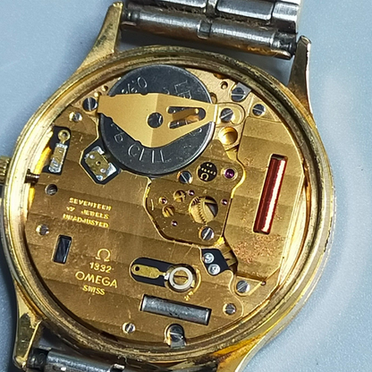 *Exc+5* Vintage OMEGA De Ville Cal.1332 Quartz Gold Dial Date Round Mens Watch