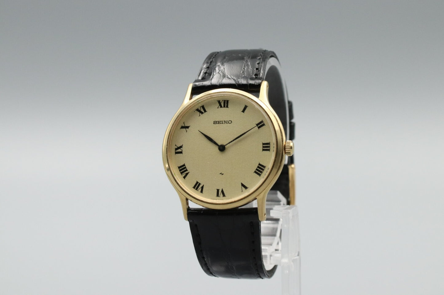 *NEAR MINT* Vintage Seiko Chariot 2220-0480 Stainless Steel Mens Hand Wind Watch