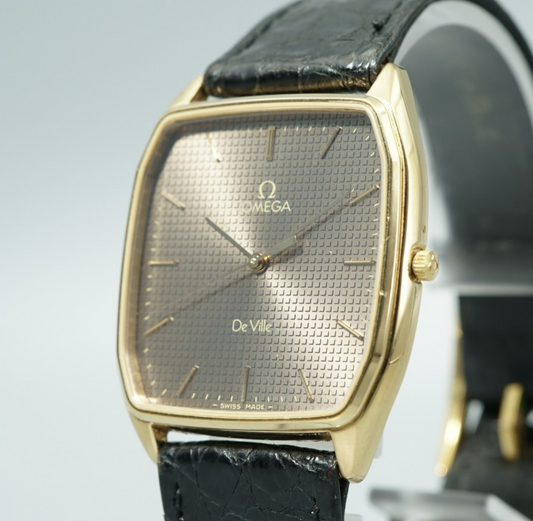 *NEAR MINT* Vintage 1982 OMEGA De Ville Cal.1417 Qz Black Square 30mm Mens Watch
