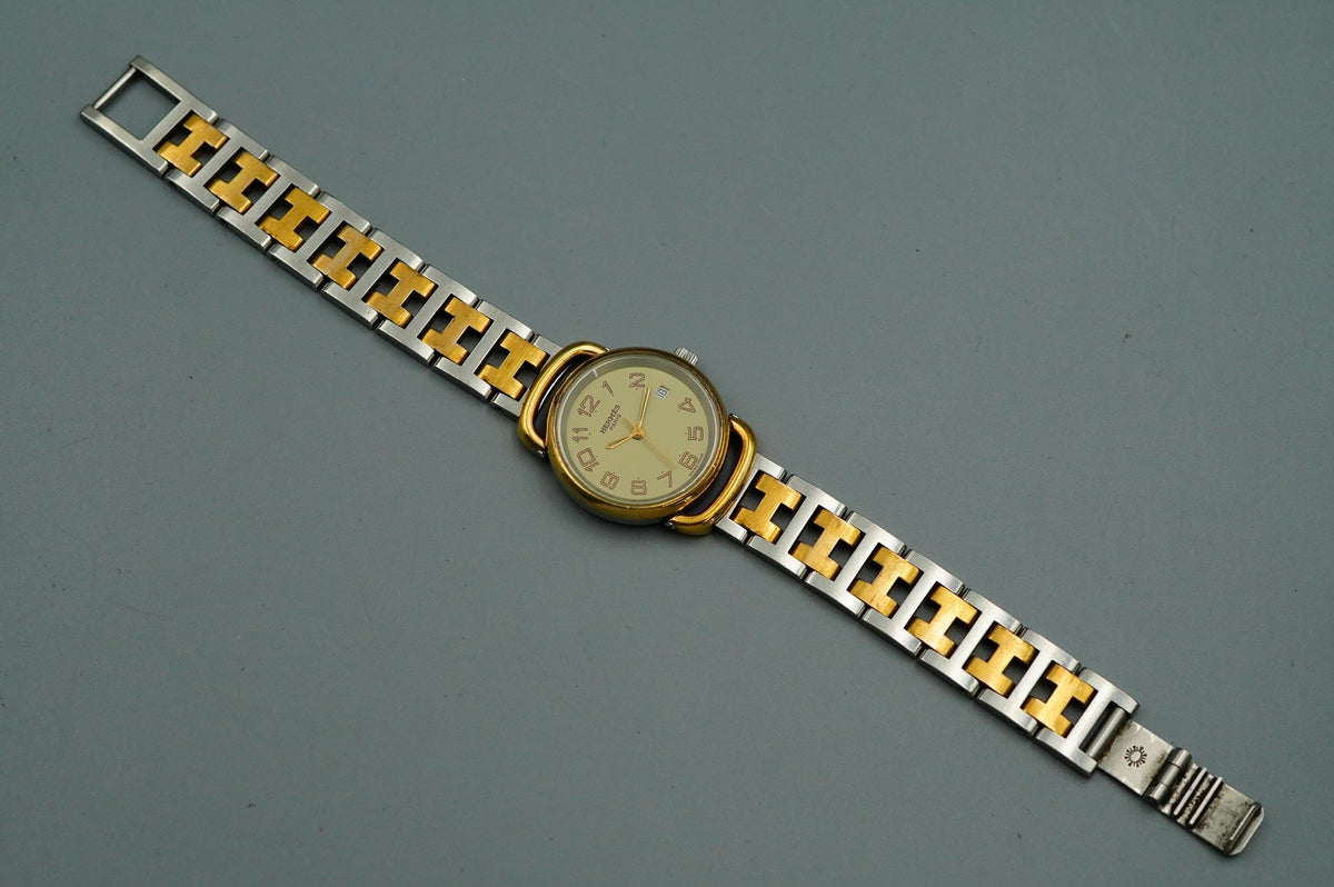 *NEAR MINT* Vintage 1990s HERMES Pullman Qz White Round 24mm Women Watch