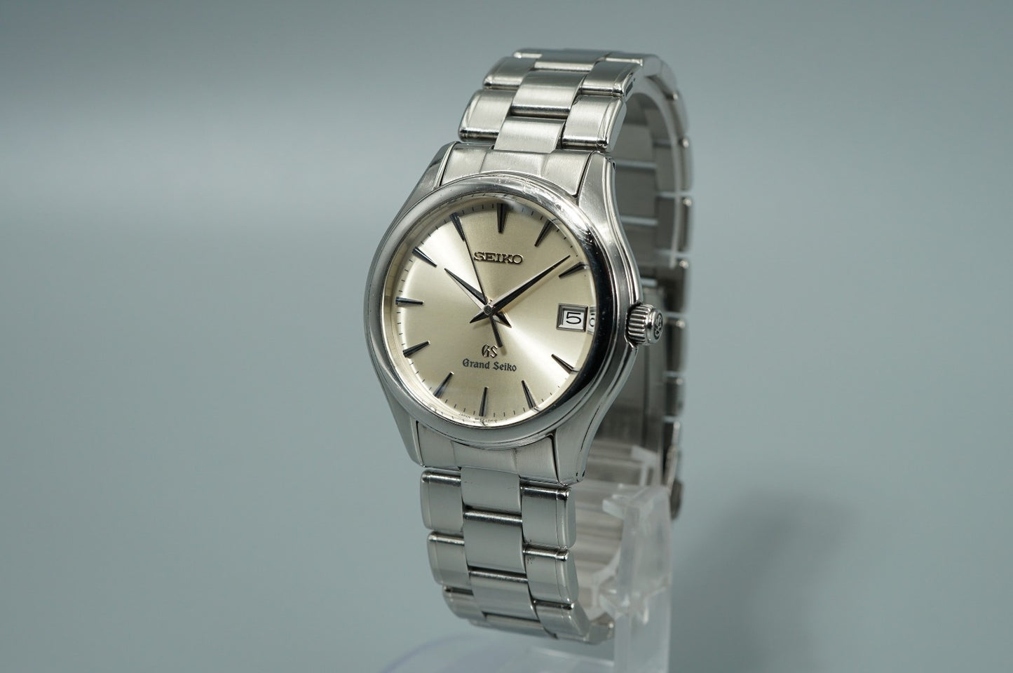 *NEAR MINT* Vintage 1997 SEIKO Grand 9F62-0A10 Qz Champagne Dial 35mm Mens Watch