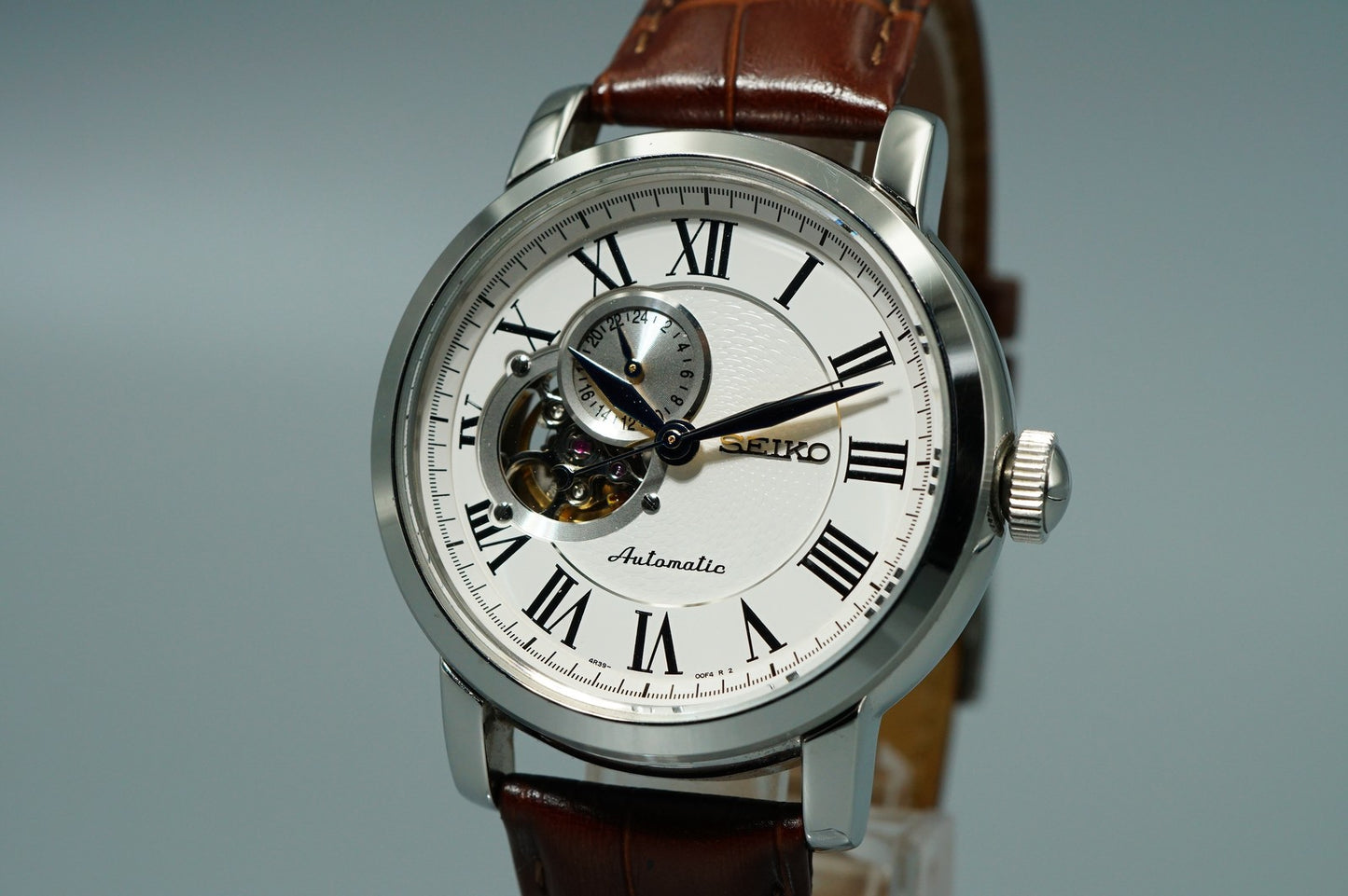 *N MINT++*  SEIKO  4R39-00K0 Automatic White Dial Round 39mm Mens Watch