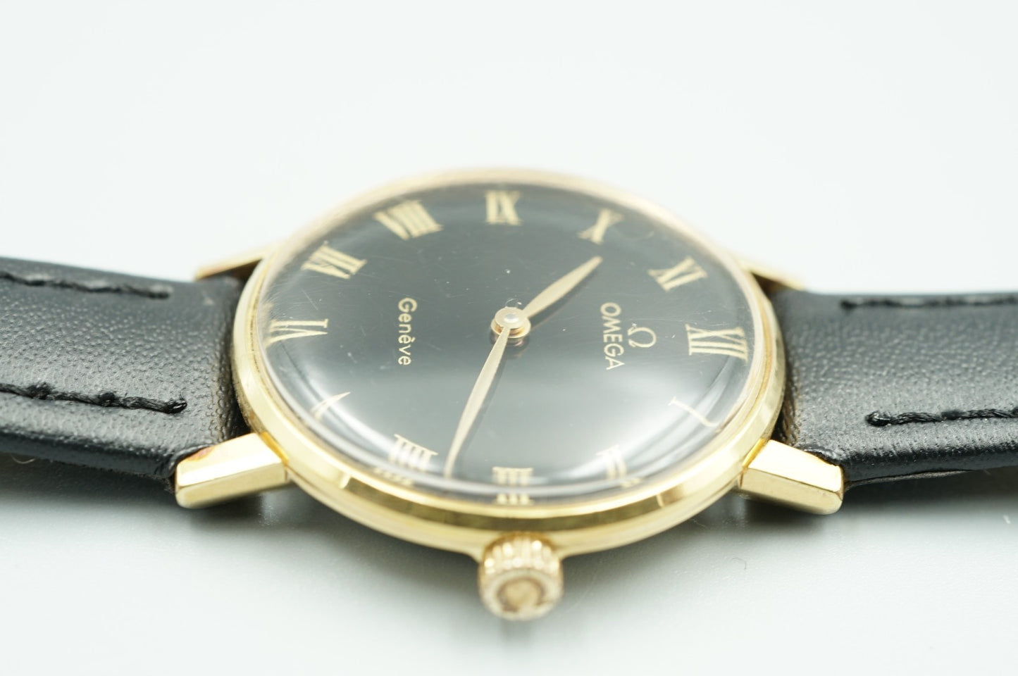 *NEAR MINT* Vintage 1975 OMEGA Geneve Cal.625 Hand Wind Black 25mm Women Watch