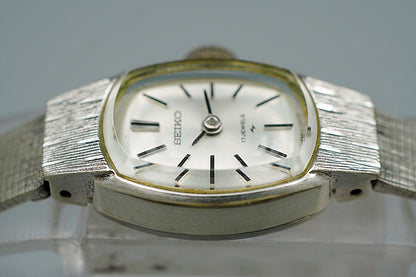 *N MINT* Vintage 1973 SEIKO 11-3360 Hand Winding Silver Dial 15 mm Women Watch