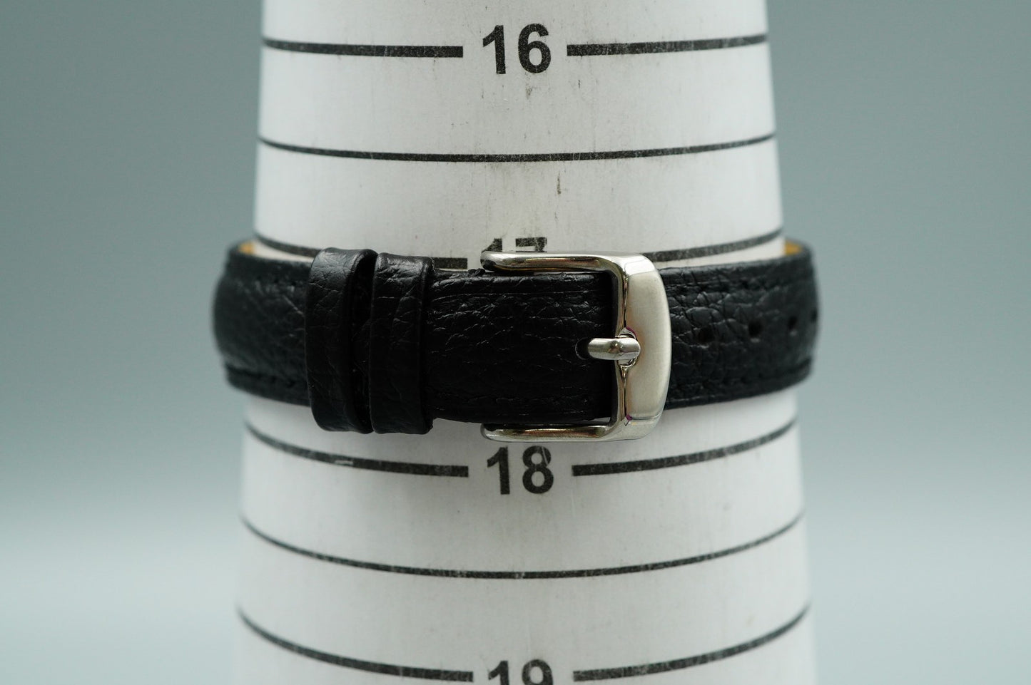 *NEAR MINT* OMEGA De Ville Hand Winding White Rectangle 25mm Women Watch