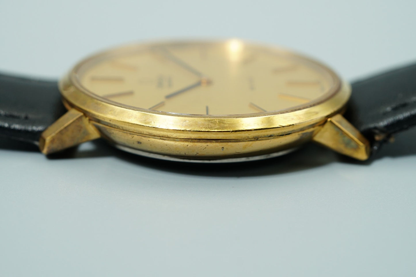 Exc+5  Vintage 1970s OMEGA De Ville Cal.1330 Ref.191 Qz Gold 34mm Mens Watch