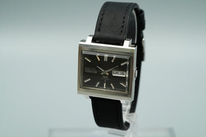 N MINT Vintage SEIKO 5 ACTUS 6106-5440 Automatic Black Rectangle 33mm Mens Watch