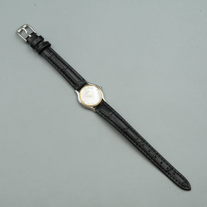*MINT* Vintage SEIKO CREDOR 8420-0150 Quartz Silver Dial Round 23 mm Women Watch