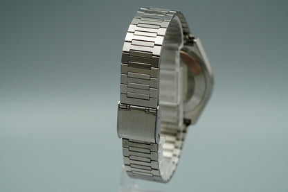*NEAR MINT* Vintage SEIKO GRAND Quartz 4842-8041 Silver 36mm Mens Watch