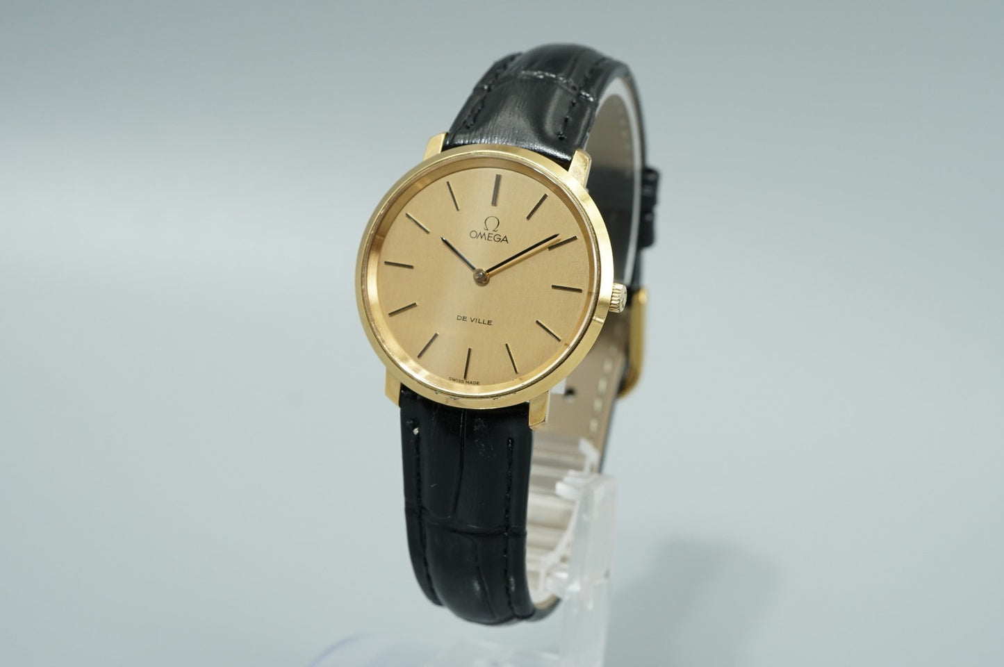 N MINT Vintage 1973 OMEGA De Ville Cal.625 Hand Wind Gold Round 33mm Mens Watch