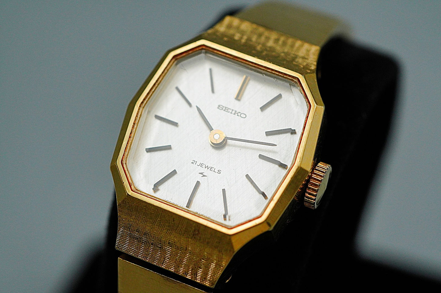 *Exc+5* Vintage 1974 SEIKO 11-4570 Hand Winding Silver Hexagon 19mm Women Watch