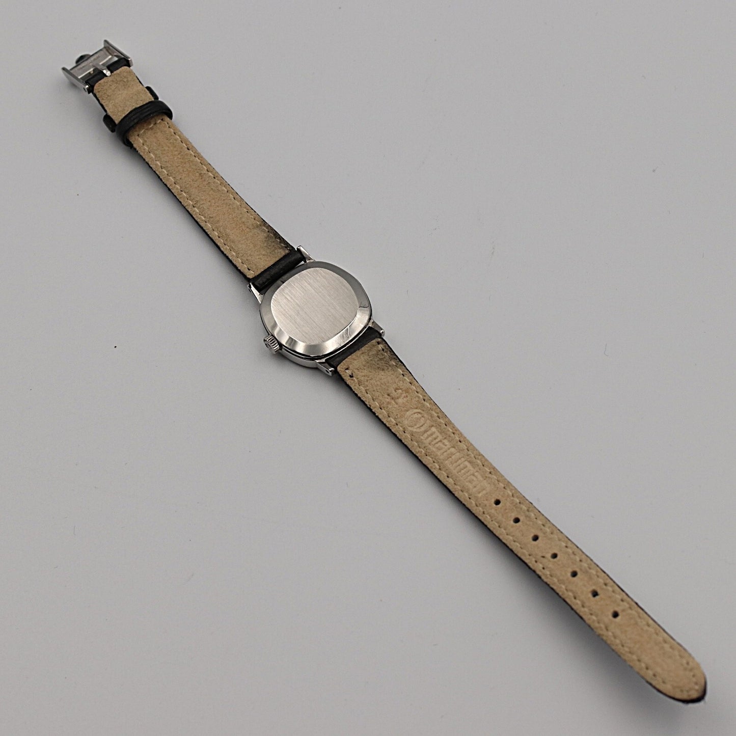 *NEAR MINT* Vintage 1980s OMEGA De Ville Hand Wind Black Square 22mm Women Watch