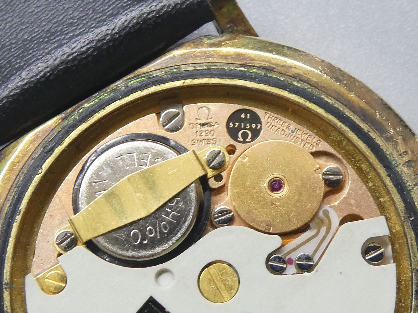 Vintage 1979 OMEGA Constellation Cal1230 Ref191.032 Qz Gold 33mm Mens Watch