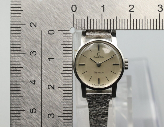 *MINT* Vintage OMEGA Geneve Cal.485 Hand Winding Silver Dial Women Watch