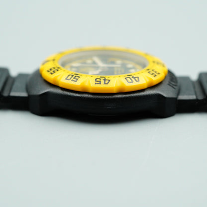 *N MINT* Vintage TAG Heuer FORMULA 1 380.508 Quartz Black Dial 28mm Women Watch