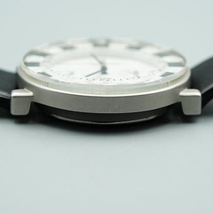 *MINT* Vintage SEIKO SPIRIT SOTTSASS 7T92-0TS0 Qz White Round 39mm Mens Watch