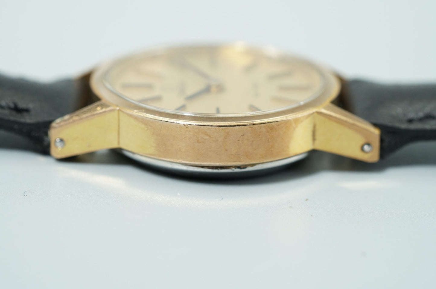 *N MINT* Vintage 1970s OMEGA De Ville Cal.625 Hand Wind Gold 20mm Women Watch