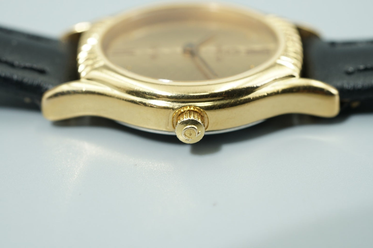 *NEAR MINT* Vintage OMEGA De Ville Cal.1450 Quartz Gold Dial 20mm Women Watch