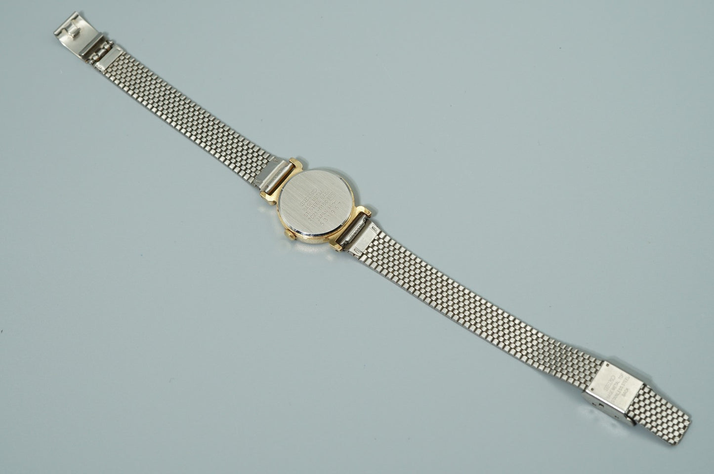 *Exc+5* Vintage 1985 SEIKO Bracelet 2C21-0100 Qz White Round 21mm Women Watch