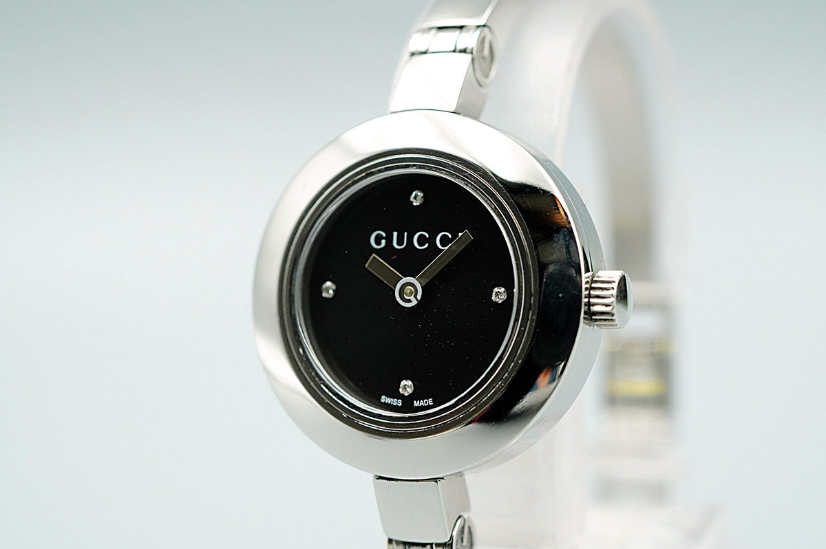 *NEAR MINT* Gucci Quartz Black Dial Round 26 mm Women,Ladies Watch