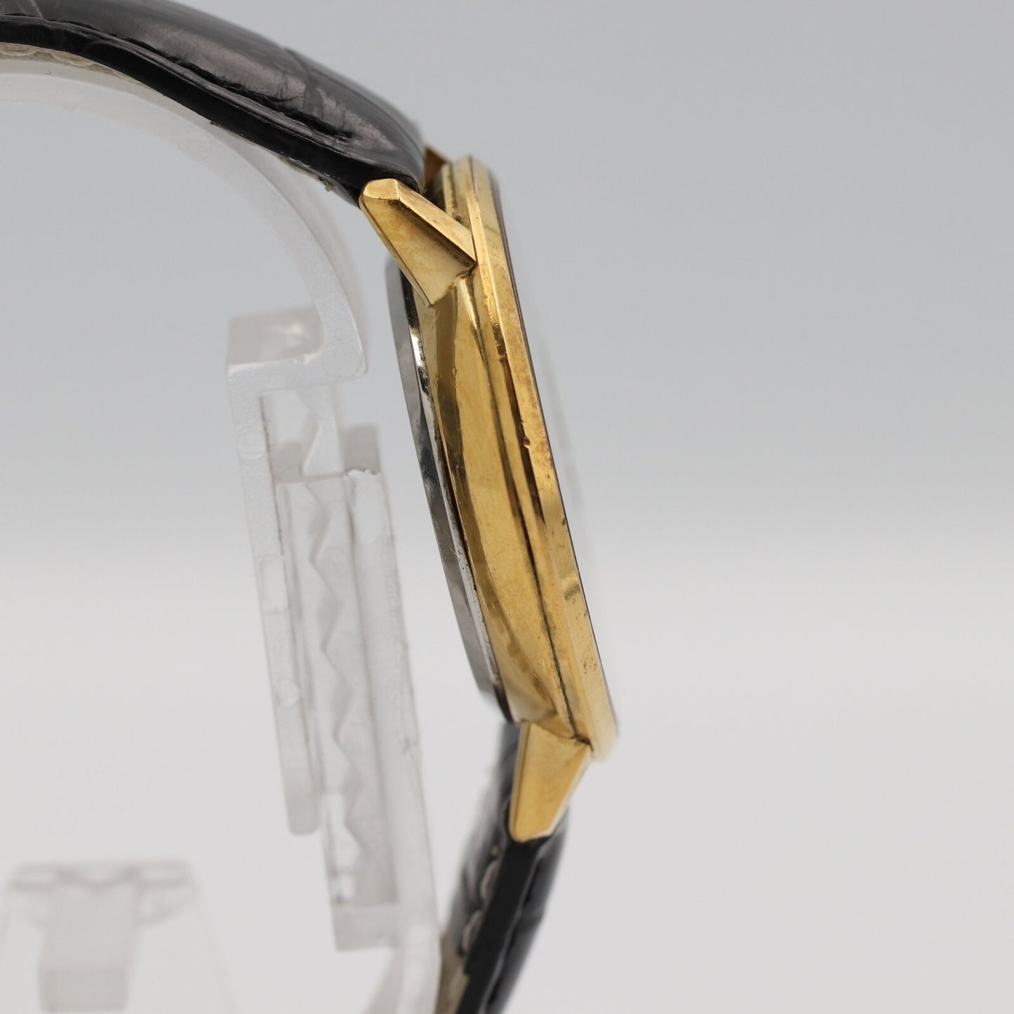 *NEAR MINT* Vintage 1980 OMEGA De Ville Cal.1330 Qz Gold Round 35mm Mens Watch