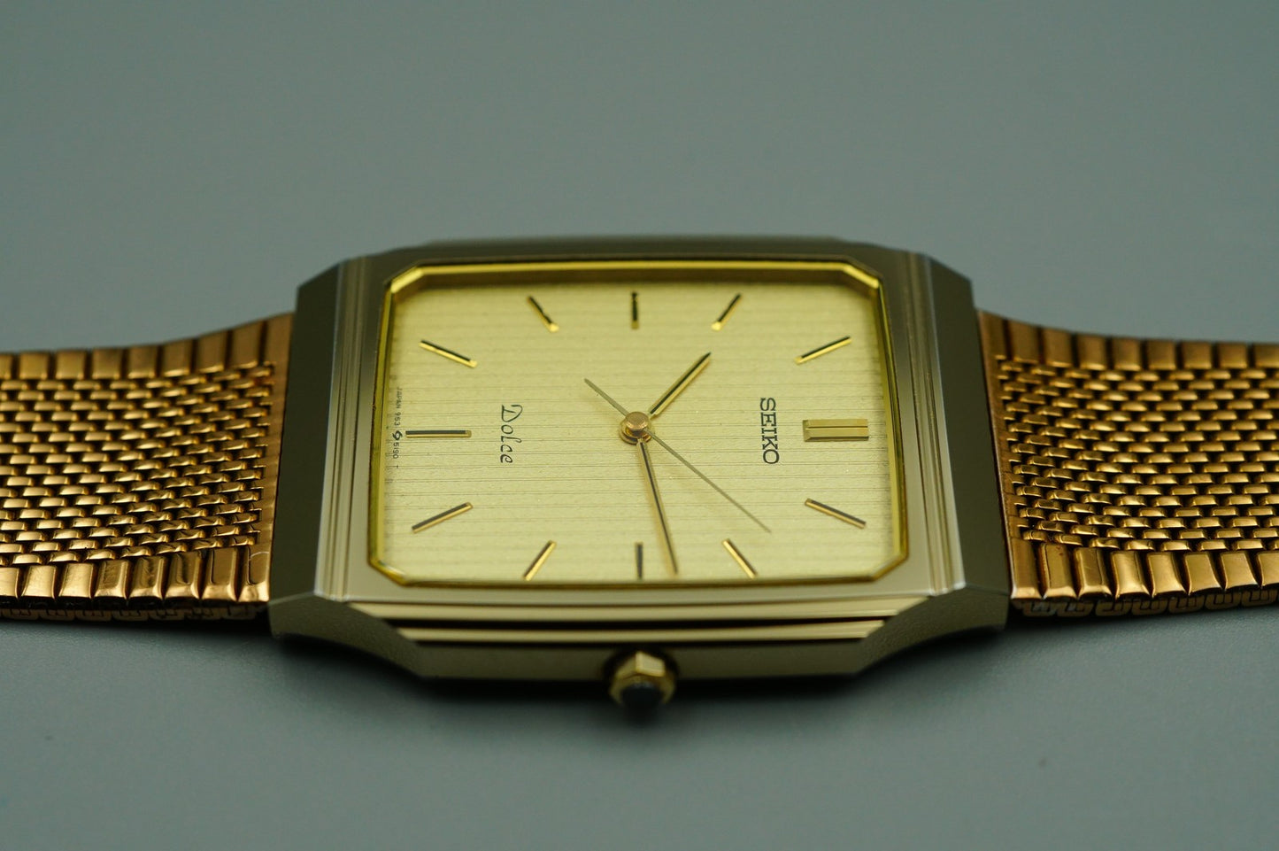 *NEAR MINT* Vintage 1986 SEIKO Dolce 9531-5160 Qz Gold  Square 28mm Women Watch