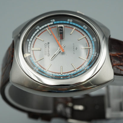*MINT* Vintage SEIKO 5 SPORTS 7019-6040 Quartz Silver Dial 41mm Mens Watch