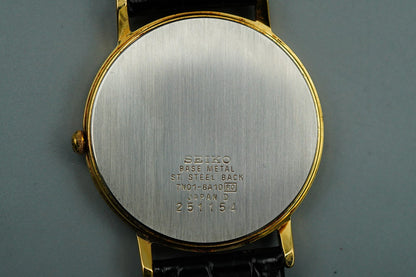 *NEAR MINT* Vintage SEIKO Credor 7N01-8A10 Quartz Gold Round 34 mm Mens Watch