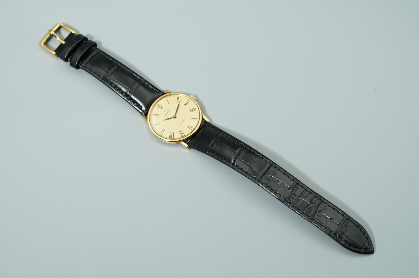 N MINT Vintage 1981 OMEGA De Ville Cal.625 Hand Wind Gold Round 32mm Mens Watch