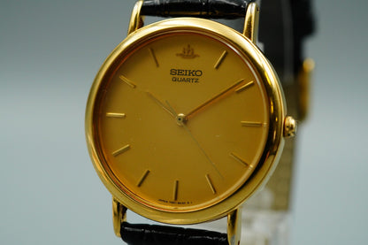 *NEAR MINT* Vintage SEIKO Credor 7N01-8A10 Quartz Gold Round 34 mm Mens Watch