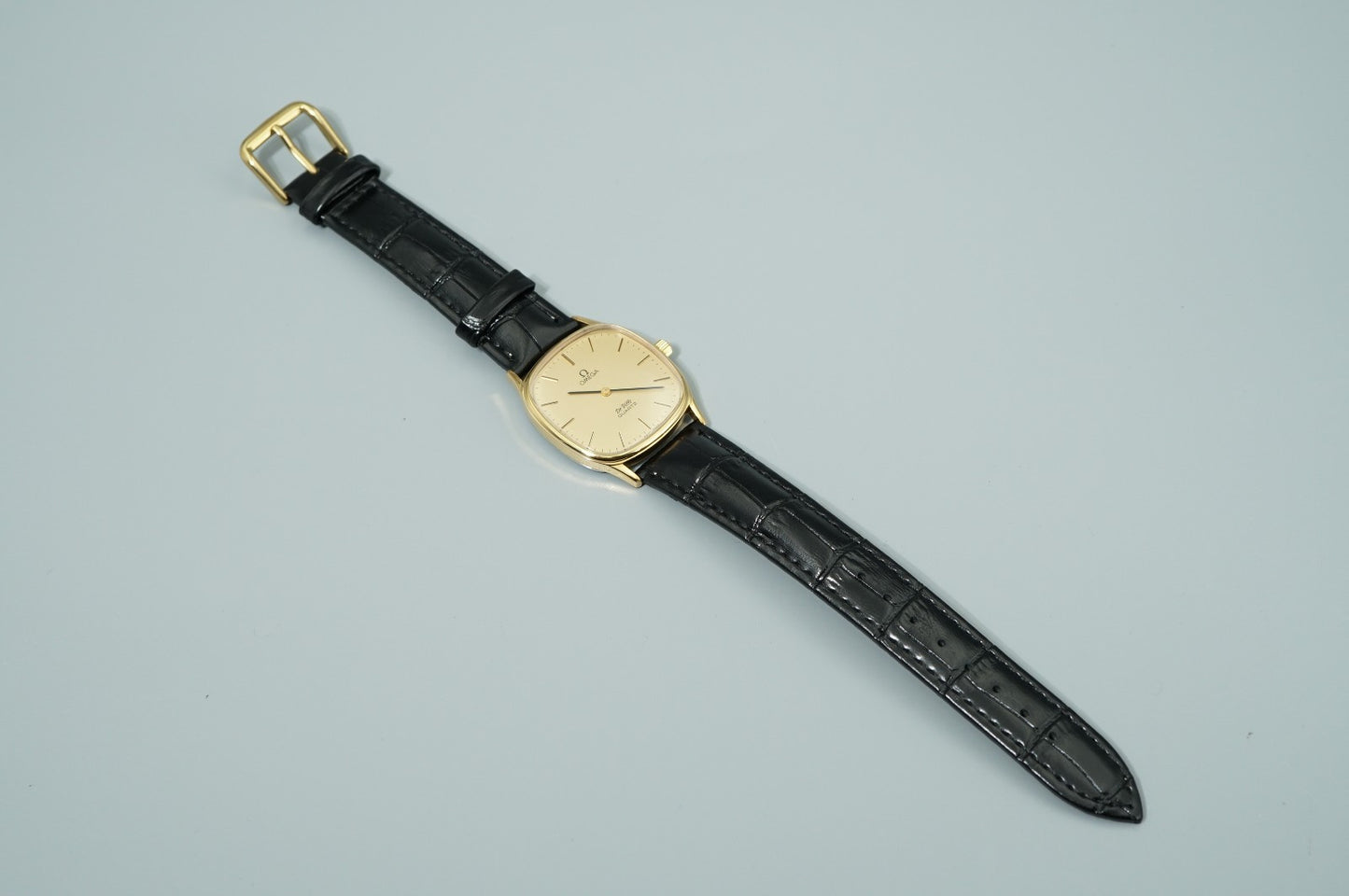 *MINT* Vintage 1977 OMEGA De Ville Cal.1330 Qz Gold Dial Square 31mm Mens Watch