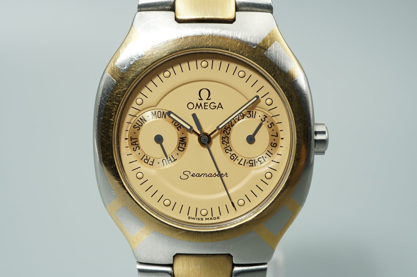 N MINT Vintage 1991 OMEGA Seamaster Cal.1444 Qz Gold Dial Round 31mm Mens Watch