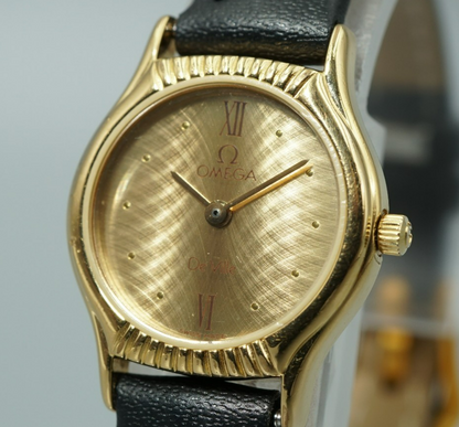 *NEAR MINT* Vintage OMEGA De Ville Cal.1450 Quartz Gold Dial 20mm Women Watch