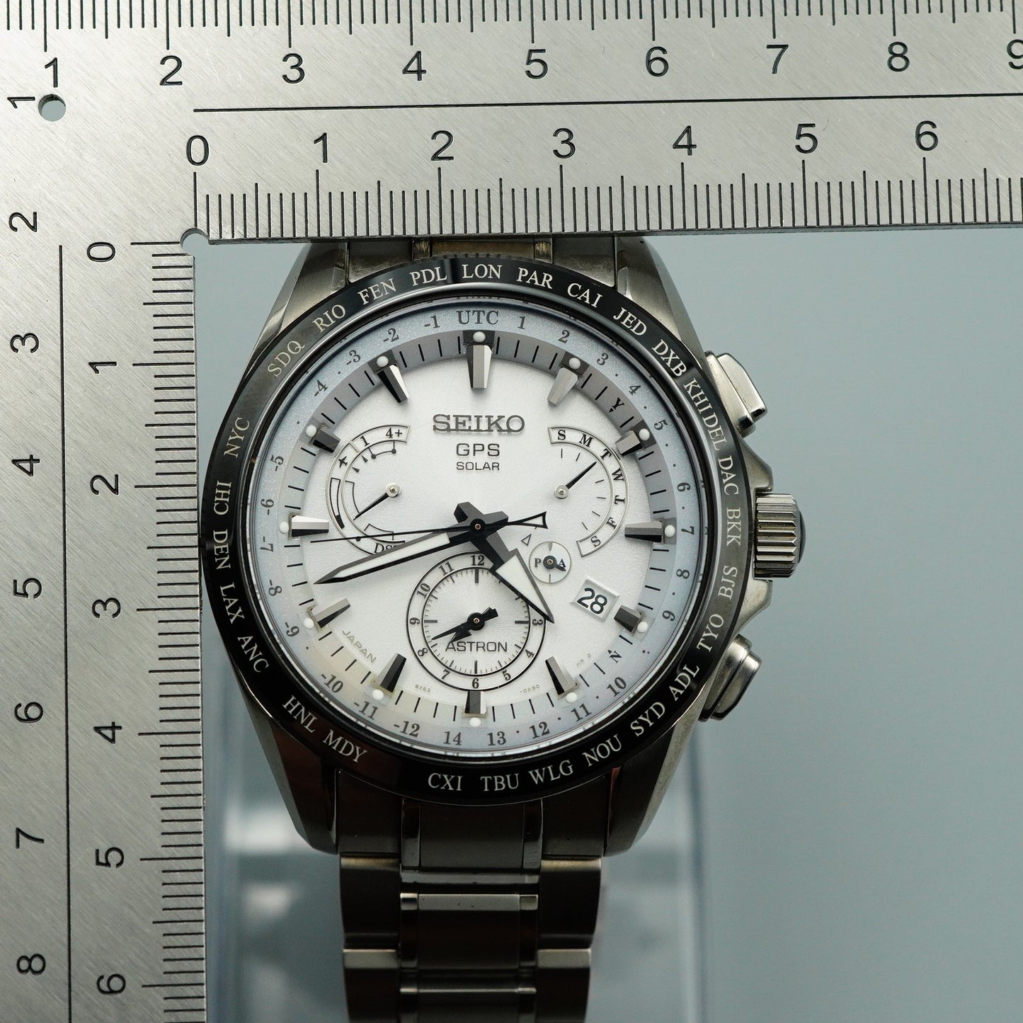 *MINT in Box* SEIKO ASTRON 8X53-0AB0-2 Solar White Dial Round 45mm Mens Watch