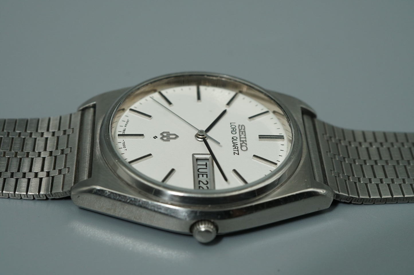 *NEAR MINT* Vintage 1980s SEIKO Lord 7853-7000 Qz White Round 34mm Mens Watch