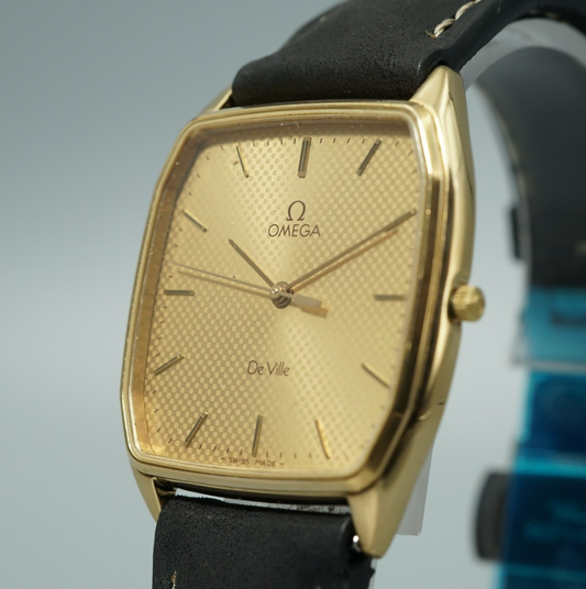 *NEAR MINT* OMEGA De Ville Cal.1417 Quartz Gold Dial Square 30mm Mens Watch