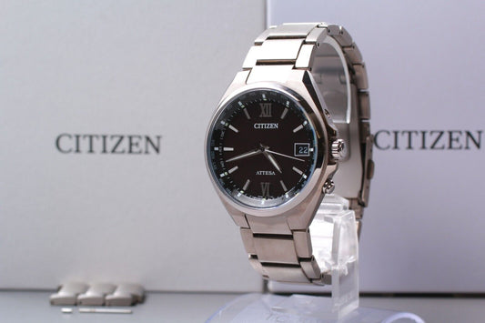 MINT in Box Citizen H149-S125626 Eco Drive Solar Black Dial Mens Watch JAPAN