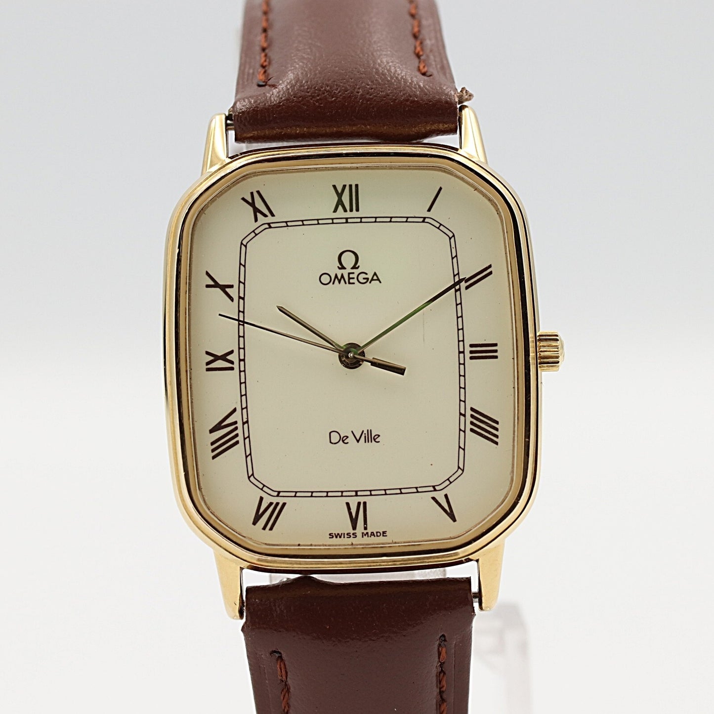 *NEAR MINT* Vintage 1979 OMEGA De Ville Cal.1417 Qz White Square 27mm Mens Watch