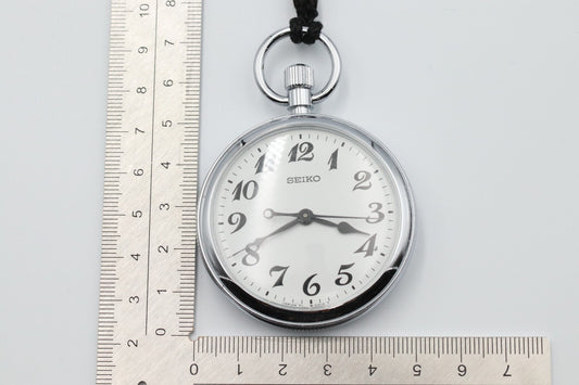 *Exc+5* Vintage SEIKO 7C11-0010 Quartz White Dial Round 50mm Mens Watch JAPAN