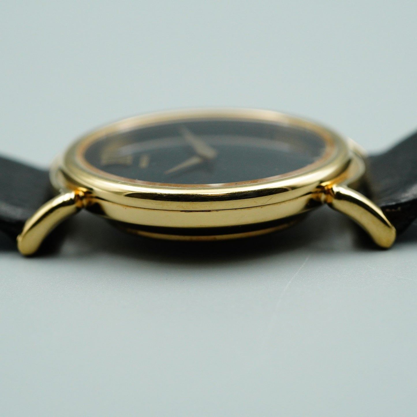 *Exc+5* Vintage SEIKO 2220-0530 Quartz Black Dial Round 31mm Mens Watch