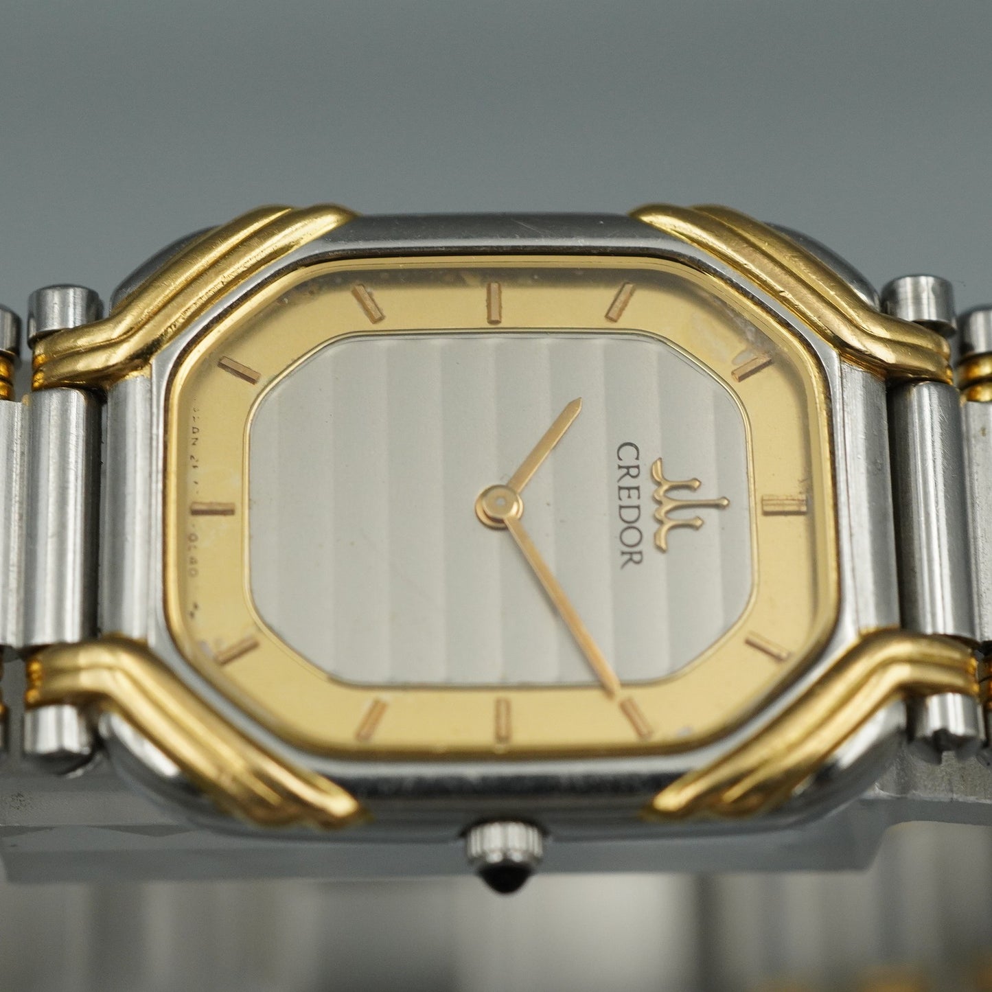 N MINT Vintage 1990s SEIKO CREDOR 2F70-5490 Qz Silver Rectangle 19mm Women Watch