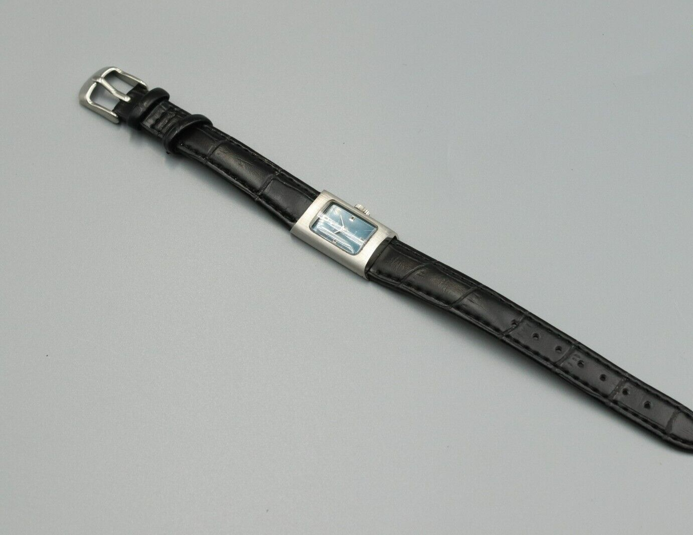 *N MINT* Vintage OMEGA De Ville Cal.485 Hand Winding Blue Dial Rectangle Watch