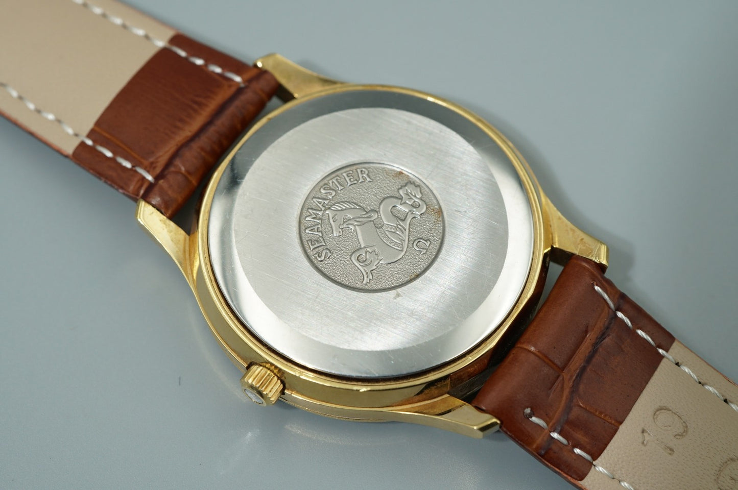 *NEAR MINT* Vintage 1977 OMEGA Seamaster Cal.1342 Qz Gold Round 35mm Mens Watch