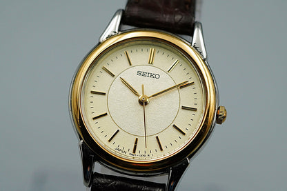 *MINT* Vintage 1996 SEIKO 7N01-6880 Quartz Gold Dial Round 25 mm Women Watch