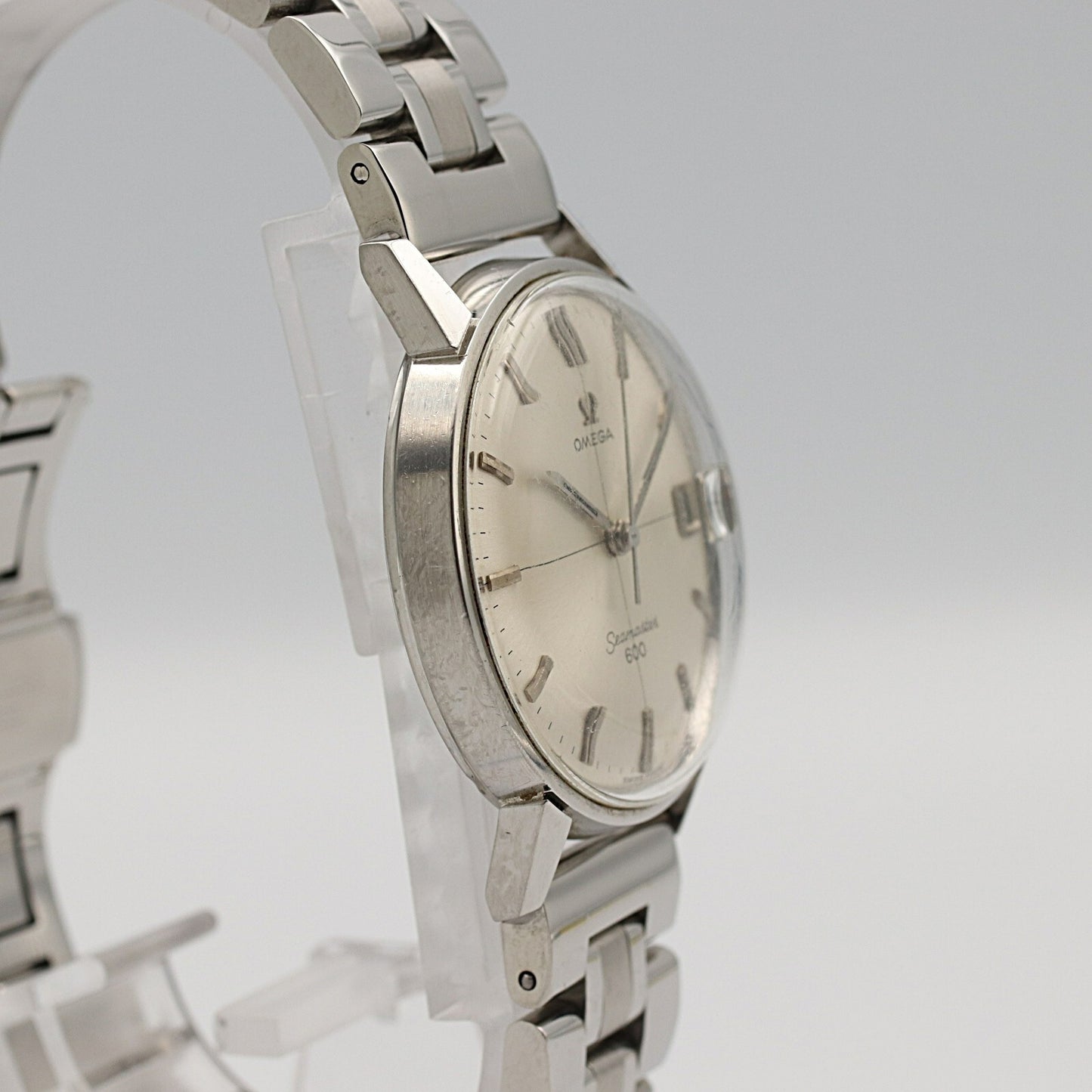 Vintage 1966 OMEGA Seamaster 600 Cal.611 Manual Silver CrossLine 34mm Mens Watch