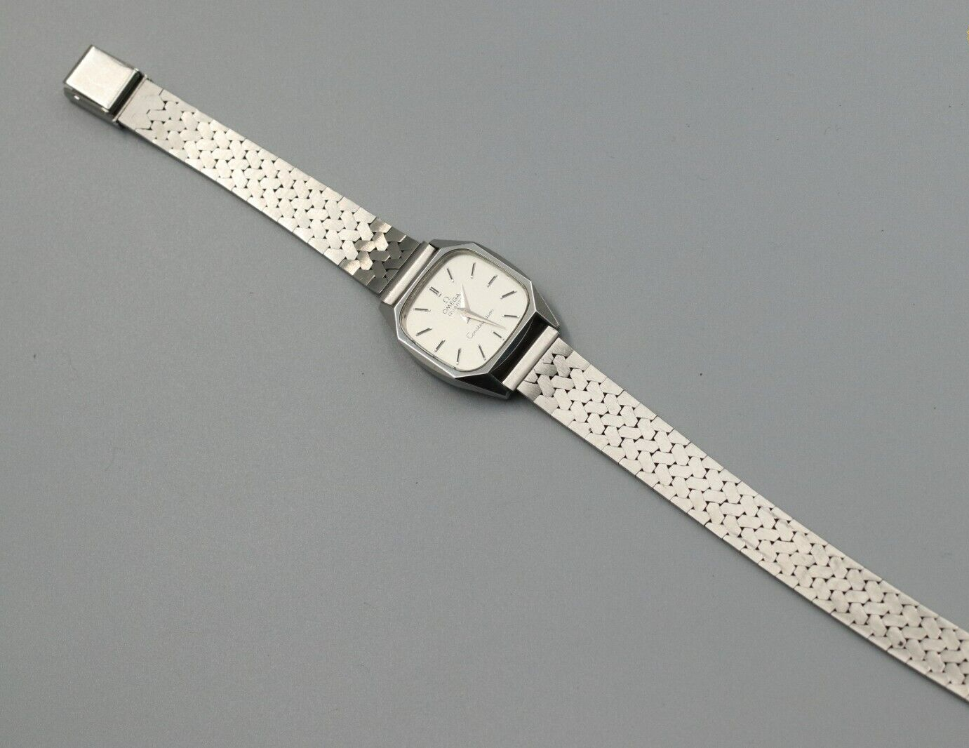 *MINT* Vintage OMEGA Constellation Cal.1350 Quartz Silver Dial Mens Watch JAPAN