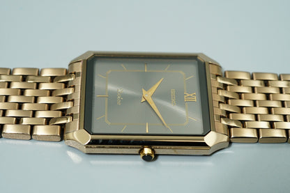 *TOP MINT* Vintage 1991 SEIKO Dolce  8N40-5050 Qz Gray Square 26mm Women Watch