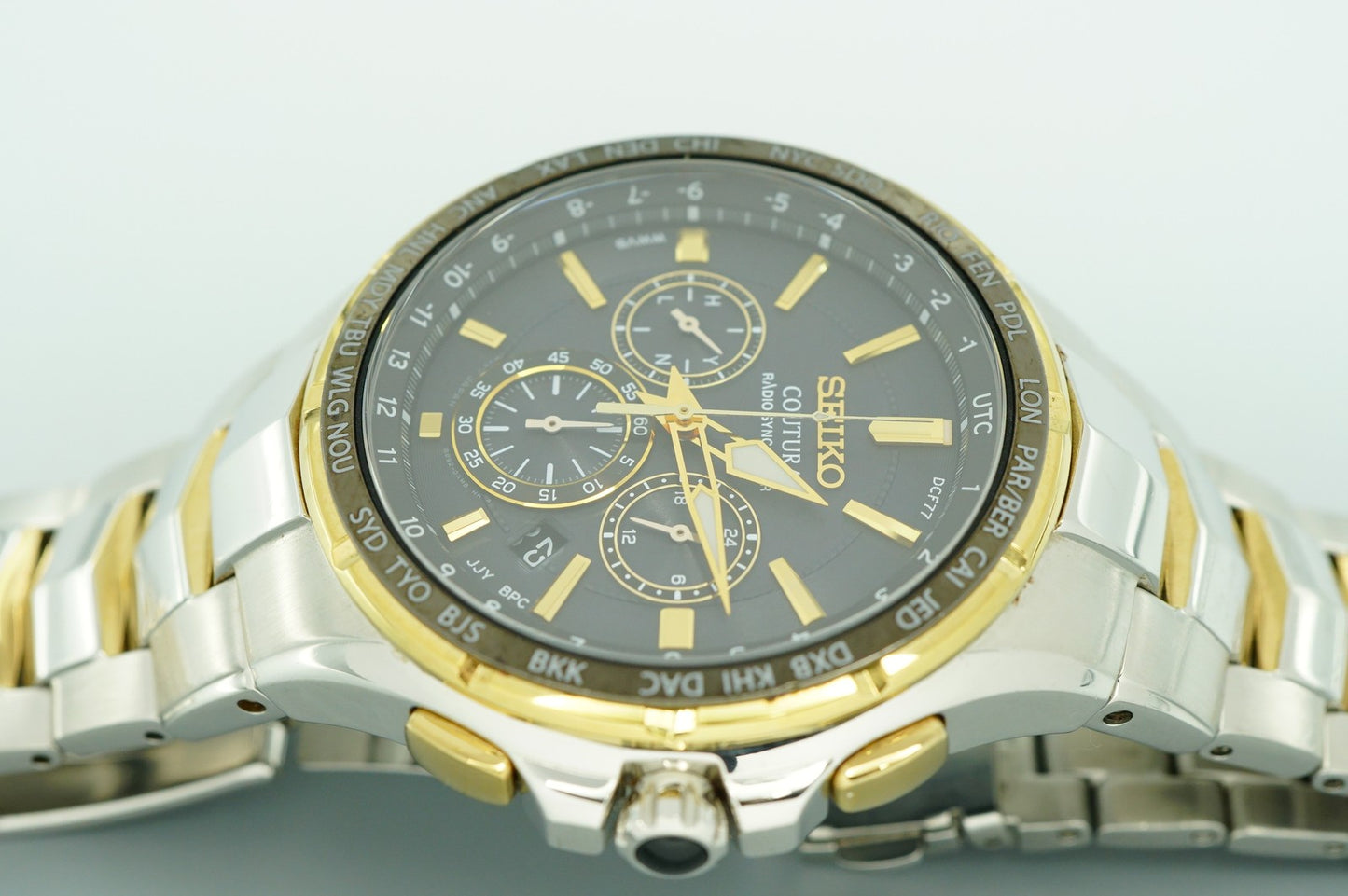 *NEAR MINT* SEIKO Coutura 8B92-0AL0 Solar Black Dial Round 44mm Mens Watch