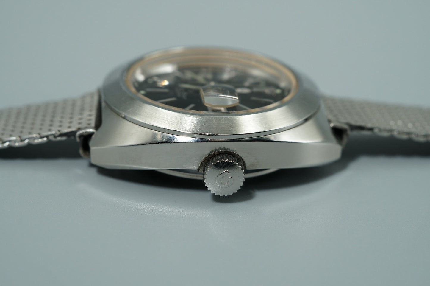 *NEAR MINT* Vintage CITIZEN Date Star GN-3-S Qz Black Round 27mm Women Watch